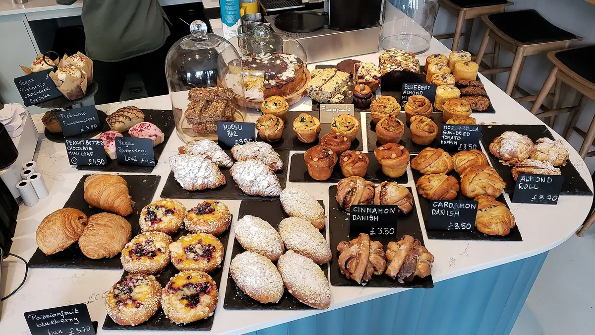 truffles bakery – bakery in Haywards Heath town centre